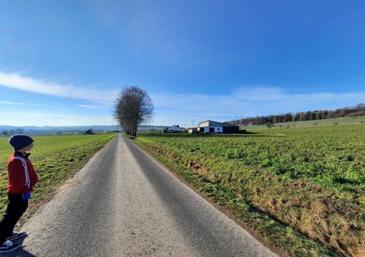 Exklusive Naturoase Direkt Am Ars Natura Wanderweg Mit Panoramablick Auf Melsungen Esterno foto