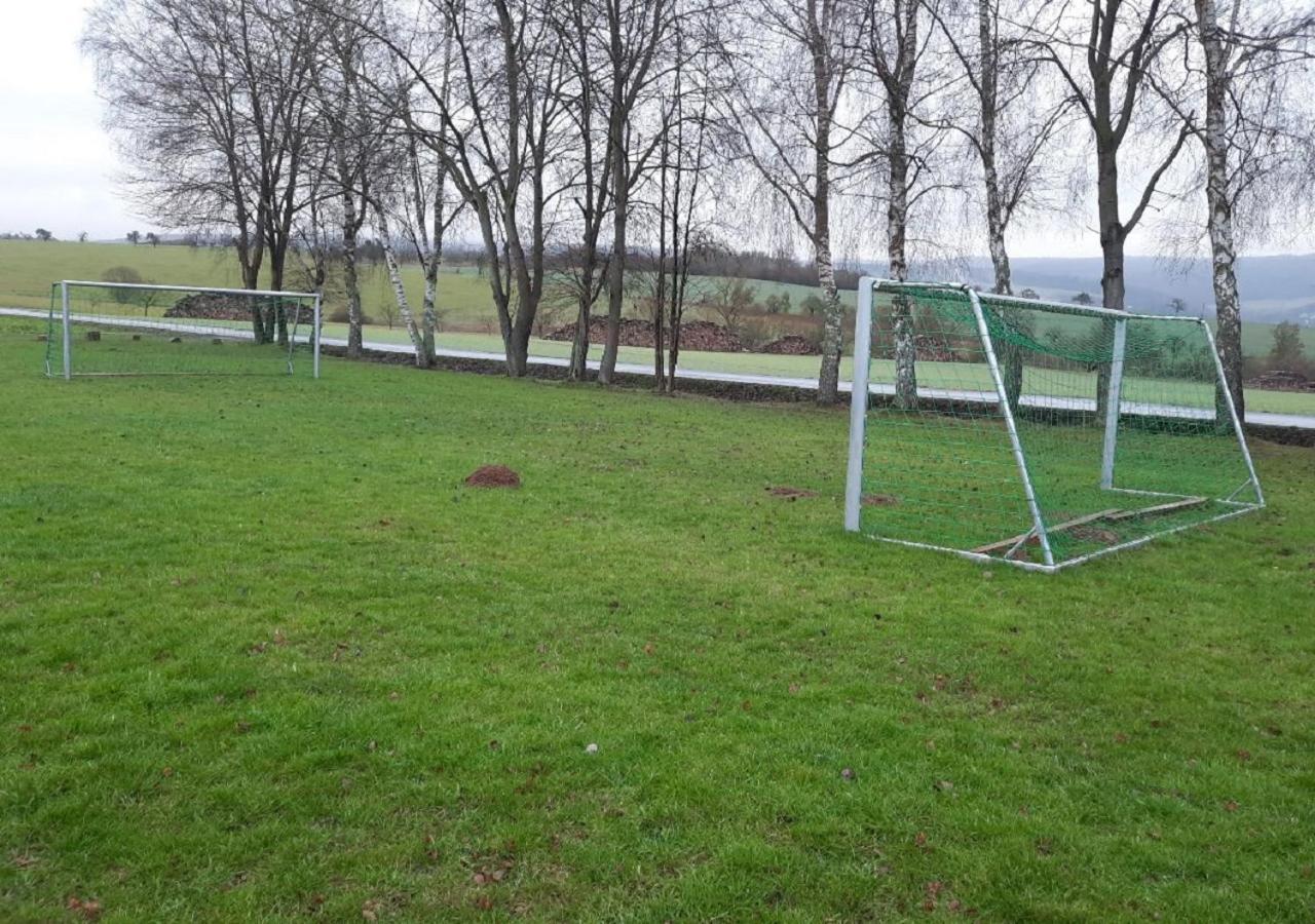 Exklusive Naturoase Direkt Am Ars Natura Wanderweg Mit Panoramablick Auf Melsungen Esterno foto