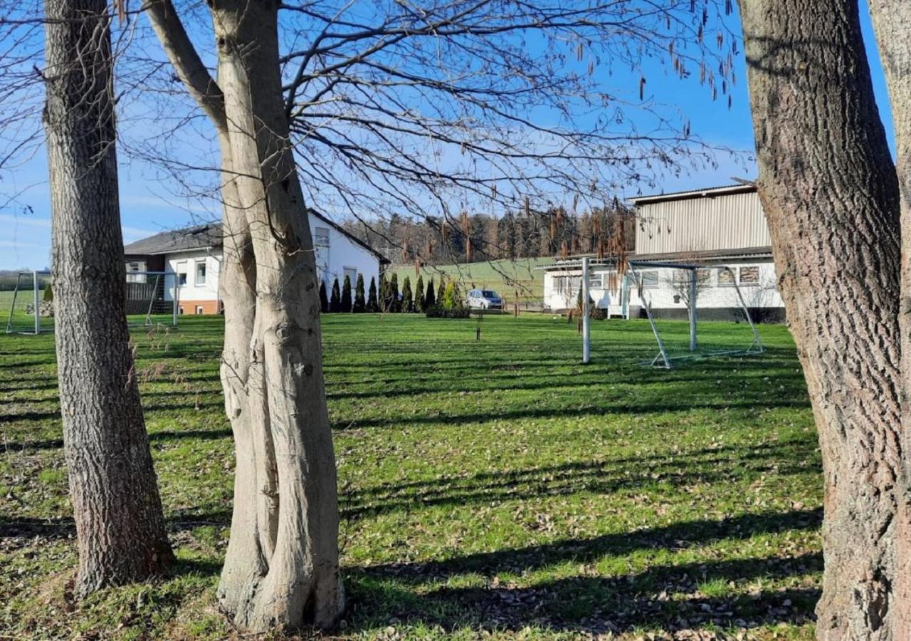 Exklusive Naturoase Direkt Am Ars Natura Wanderweg Mit Panoramablick Auf Melsungen Esterno foto